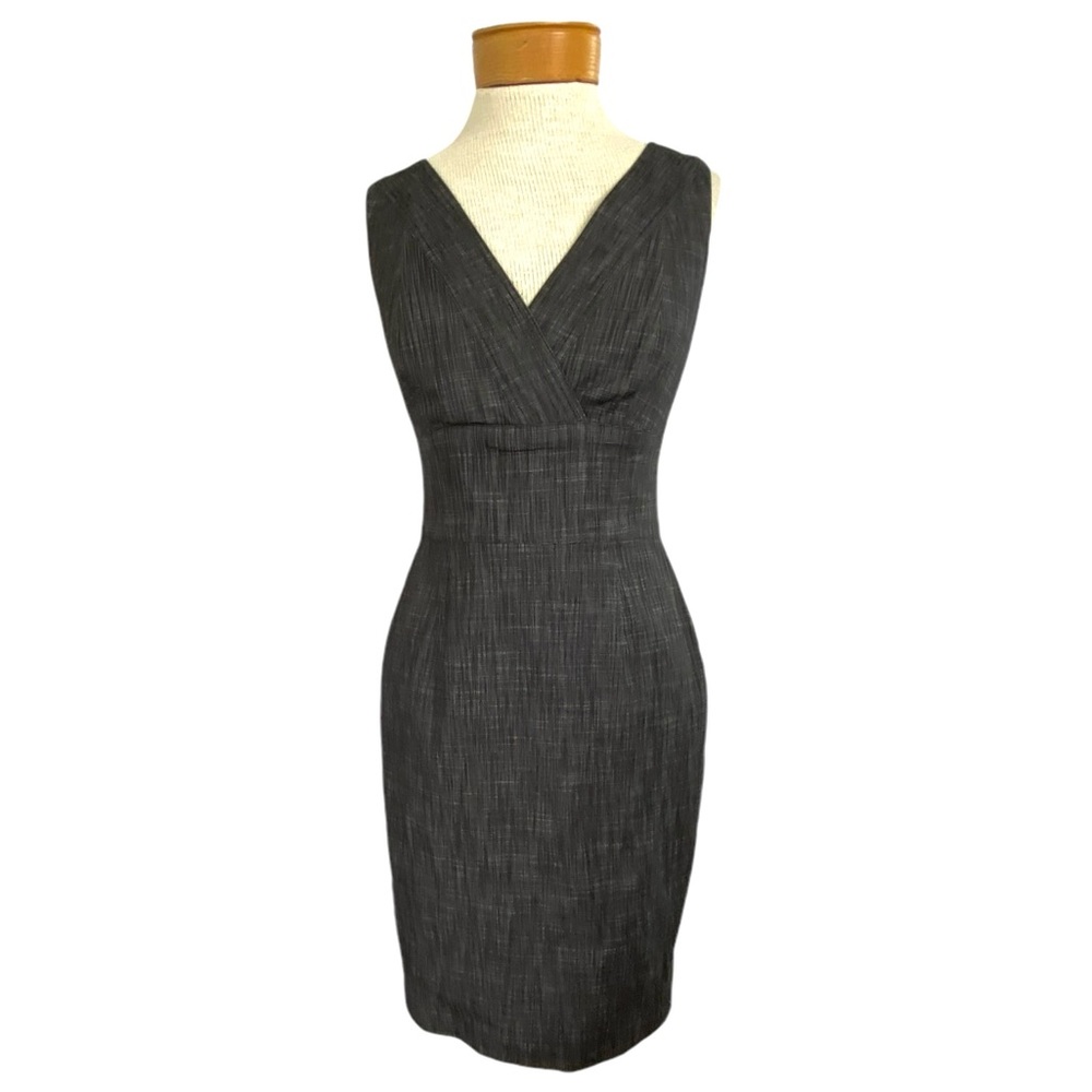 Kay Unger 4 Charcoal, Gray Tweed Dress Professional Workwear Minimalism Luxury